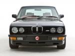 BMW M5 1986 года (UK)